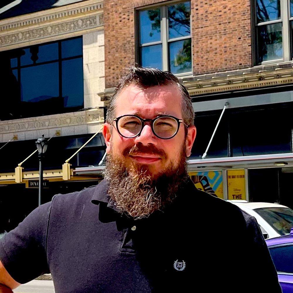 Meet your Posher, Adam